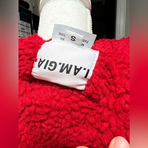 I am Gia red Sherpa Jacket - Picture 2 of 8